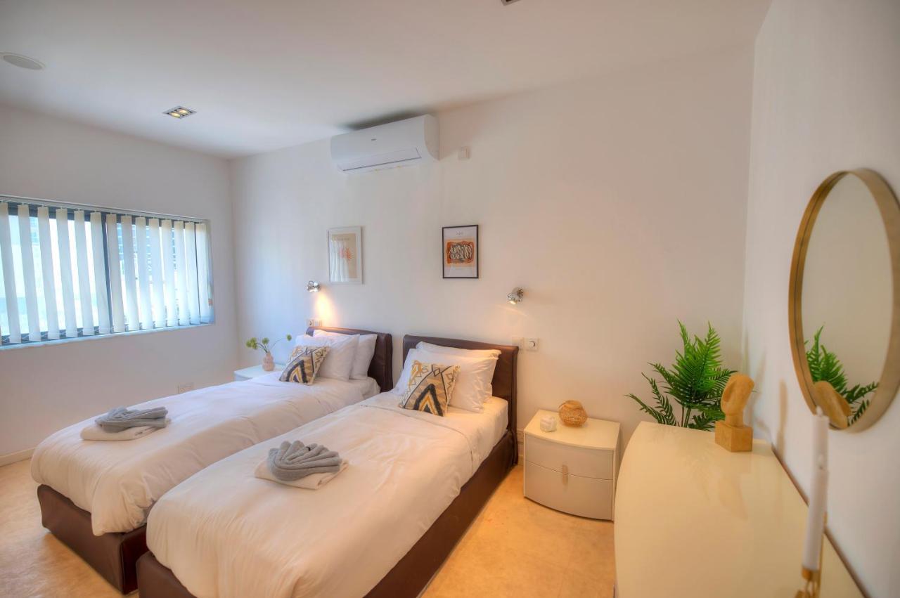 Spacious 3bedrooms With Spectacular Views Goslm-6 Apartment