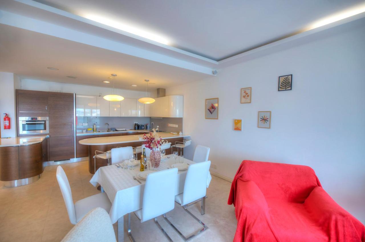 Spacious 3bedrooms With Spectacular Views Goslm-6 Apartment Sliema