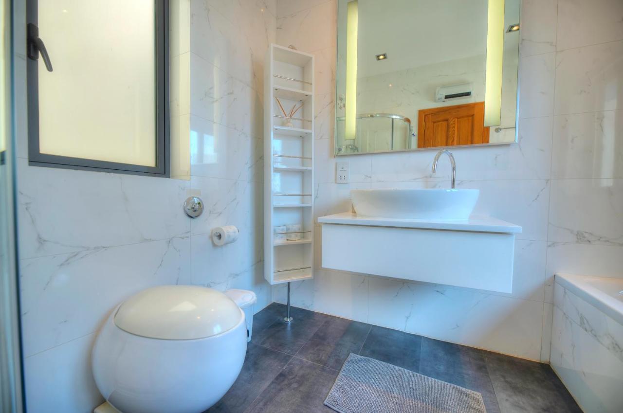 Apartment Spacious 3bedrooms With Spectacular Views Goslm-6 *